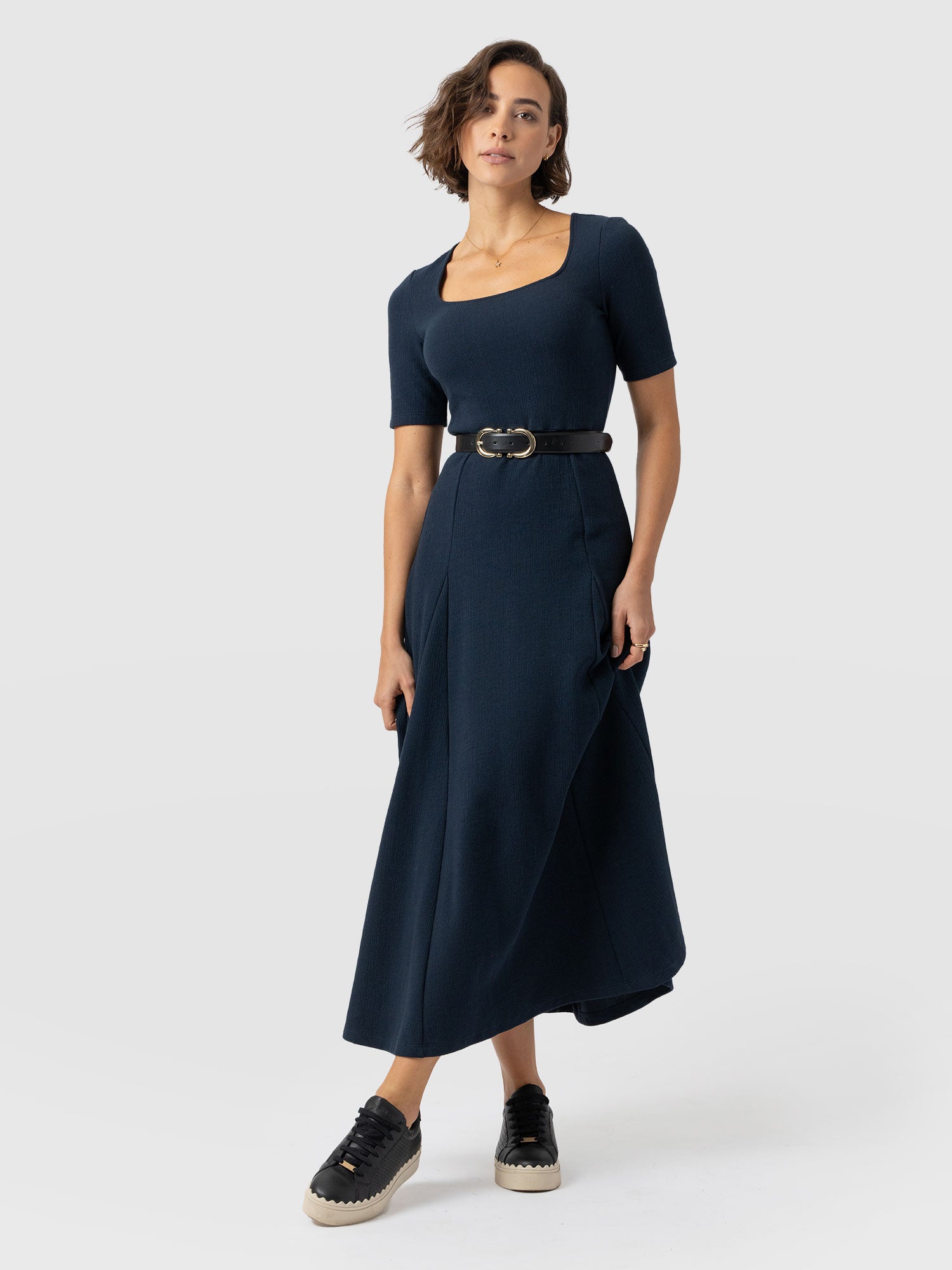 Akia Short Sleeve Dress - Navy Textured - Women's Dresses | Saint + Sofia® EU